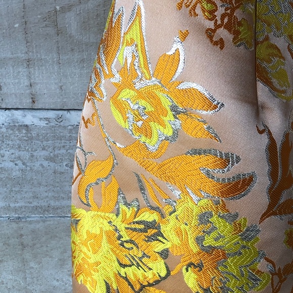 Opulent Brocade Ruffle statement cocktail dress - Picture 10 of 16